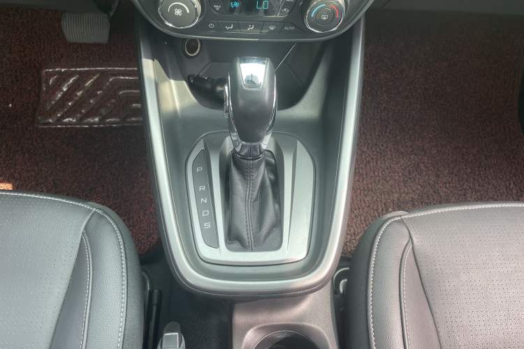 Used Ford Escort 2015 1.5L Automatic Fashion Model Gear Lever