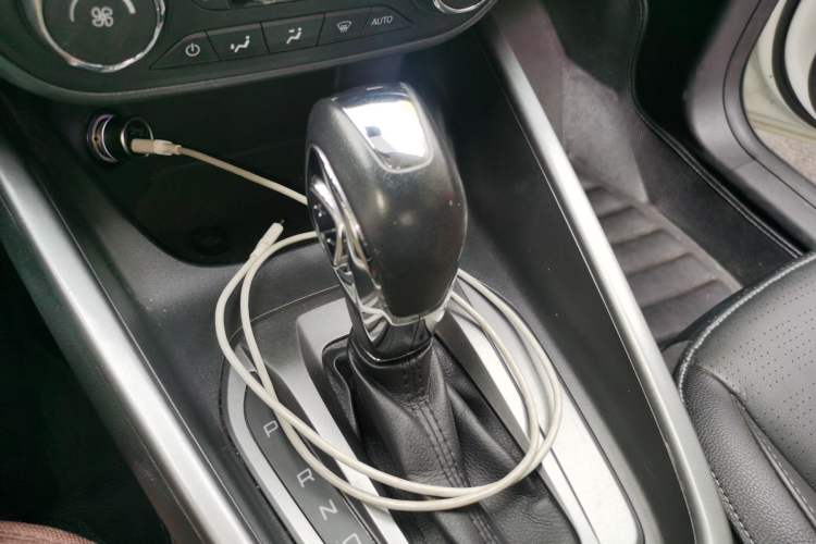 Used Ford Escort 2015 1.5L Automatic Fashion Model Gear Lever