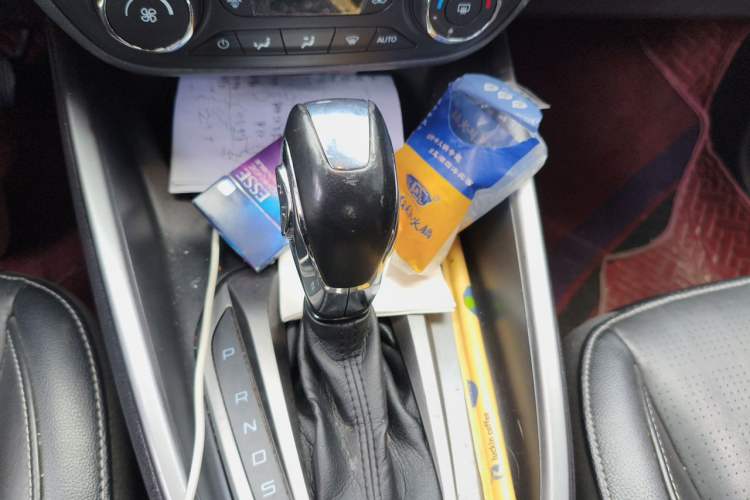 Used Ford Escort 2015 1.5L Automatic Fashion Model Gear Lever