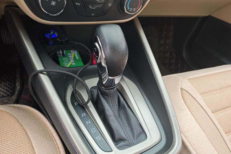 Used Ford Escort 2015 1.5L Automatic Comfort Edition Gear Lever