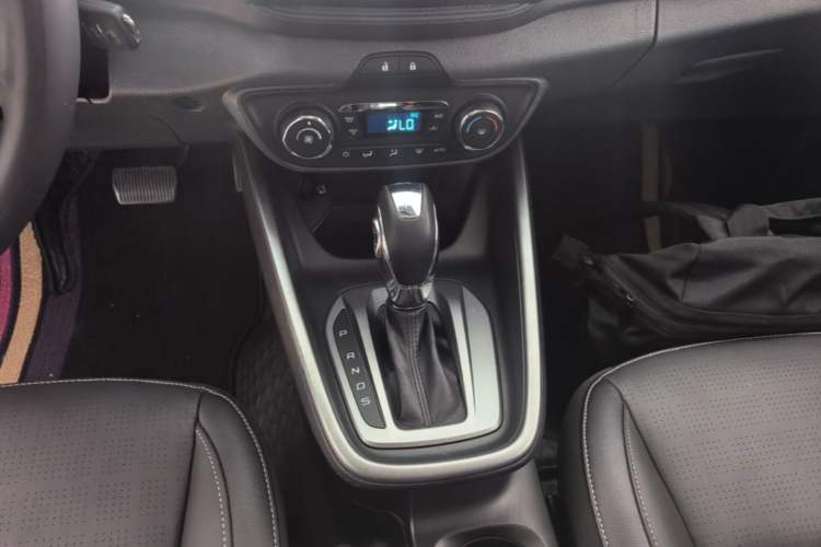 Used Ford Escort 2015 1.5L Automatic Fashion Model Gear Lever