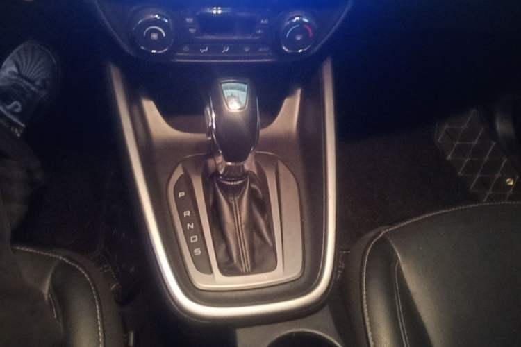 Used Ford Escort 2015 1.5L Automatic Fashion Model Gear Lever