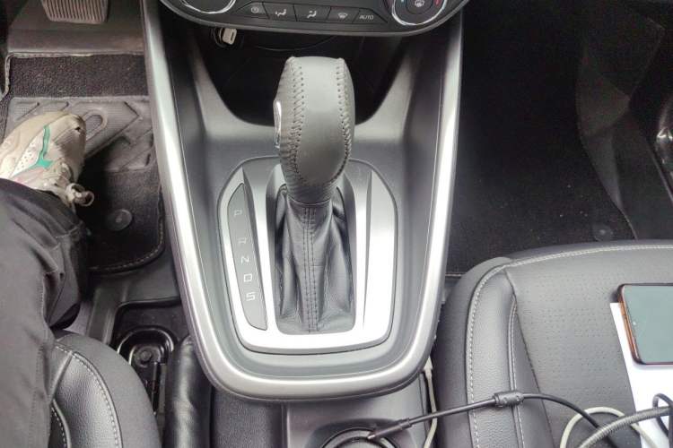 Used Ford Escort 2015 1.5L Automatic Fashion Model Gear Lever