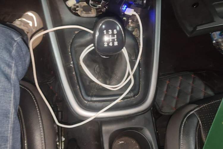 Used Ford Escort 2015 1.5L Manual Fashion Edition Gear Lever