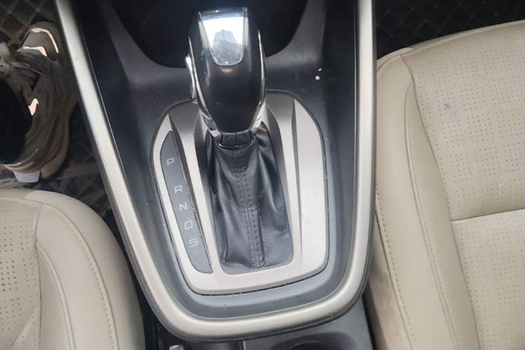 Used Ford Escort 2015 1.5L Automatic Fashion Model Gear Lever
