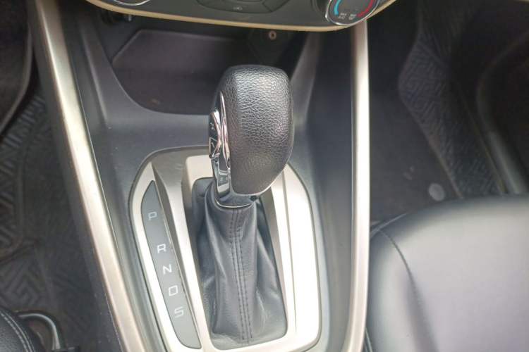 Used Ford Escort 2015 1.5L Automatic Comfort Edition Gear Lever
