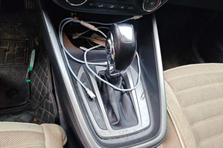 Used Ford Escort 2015 1.5L Automatic Fashion Model Gear Lever