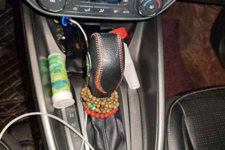 Used Ford Escort 2015 1.5L Automatic Fashion Model Gear Lever