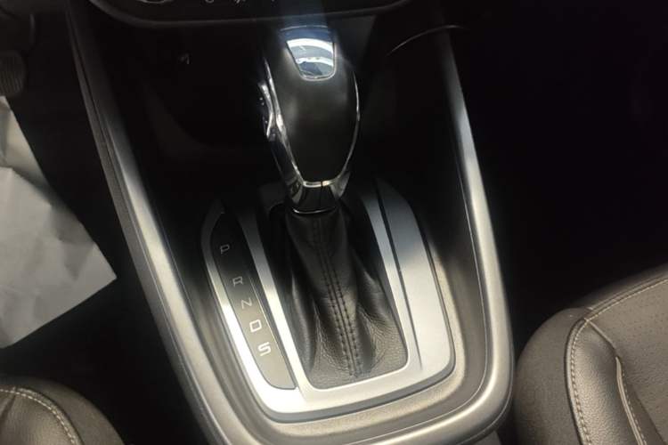 Used Ford Escort 2015 1.5L Automatic Fashion Model Gear Lever