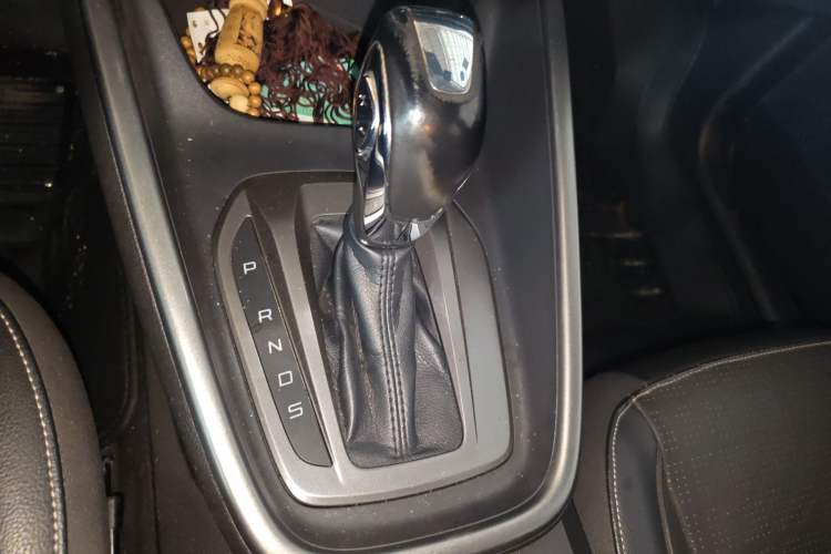Used Ford Escort 2015 1.5L Automatic Fashion Model Gear Lever