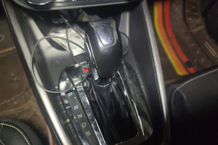 Used Ford Escort 2015 1.5L Automatic Fashion Model Gear Lever