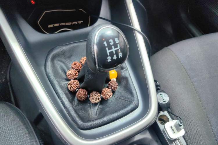 Used Ford Escort 2015 1.5L Manual Comfort Model Gear Lever