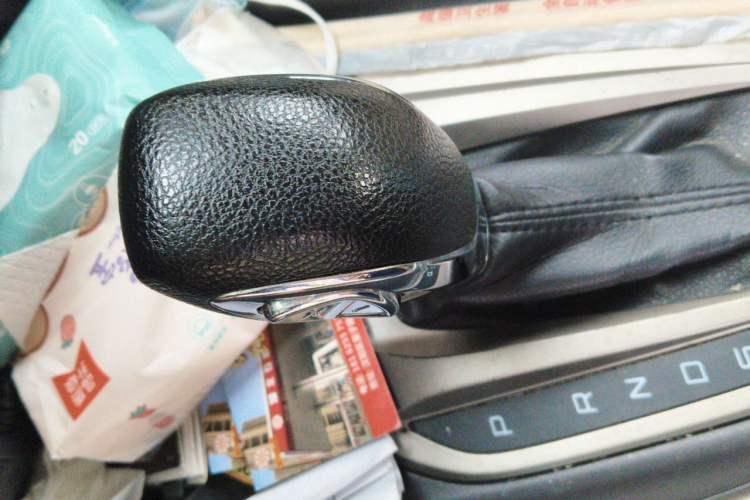 Used Ford Escort 2015 1.5L Automatic Comfort Edition Gear Lever