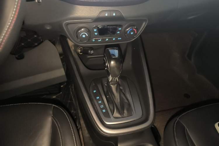 Used Ford Escort 2015 1.5L Automatic Fashion Model Gear Lever