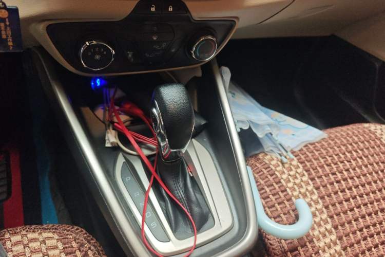 Used Ford Escort 2015 1.5L Automatic Comfort Edition Gear Lever