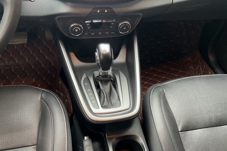Used Ford Escort 2015 1.5L Automatic Fashion Model Gear Lever