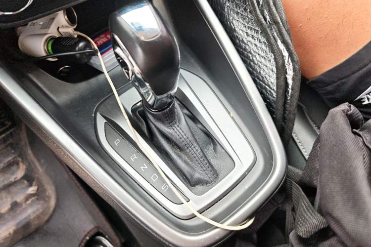 Used Ford Escort 2015 1.5L Automatic Fashion Model Gear Lever