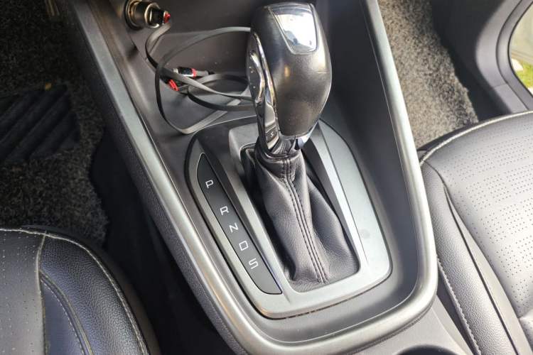 Used Ford Escort 2015 1.5L Automatic Fashion Model Gear Lever