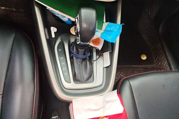 Used Ford Escort 2015 1.5L Automatic Comfort Edition Gear Lever