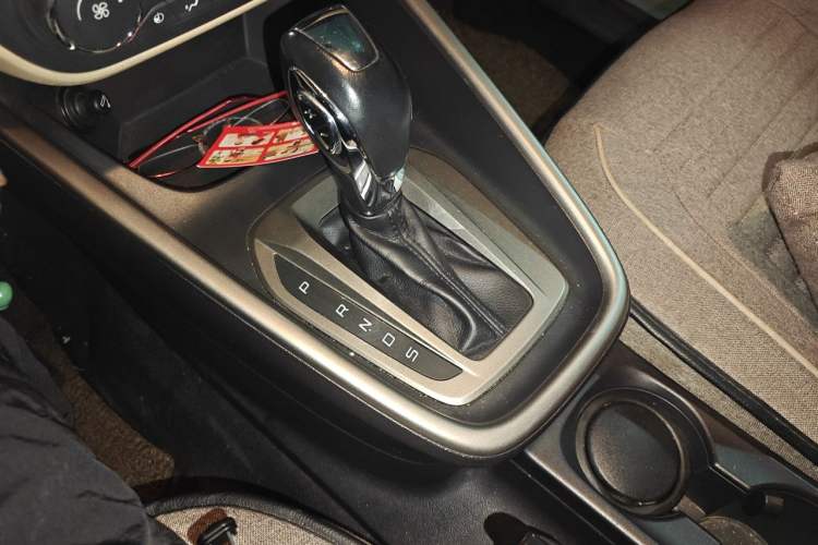 Used Ford Escort 2015 1.5L Automatic Fashion Model Gear Lever