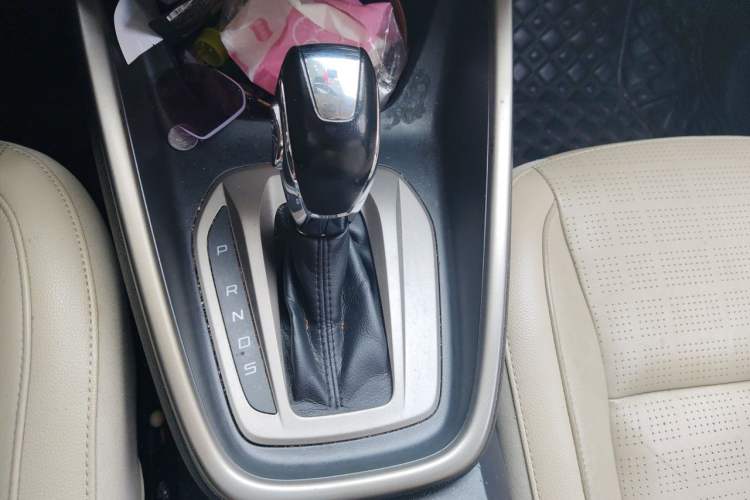 Used Ford Escort 2015 1.5L Automatic Fashion Model Gear Lever