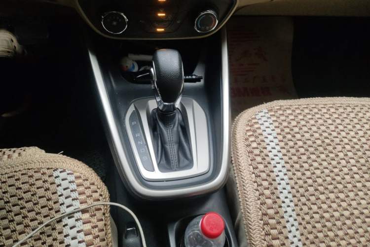 Used Ford Escort 2015 1.5L Automatic Comfort Edition Gear Lever