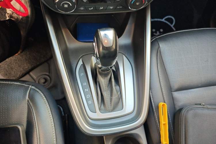 Used Ford Escort 2015 1.5L Automatic Fashion Model Gear Lever