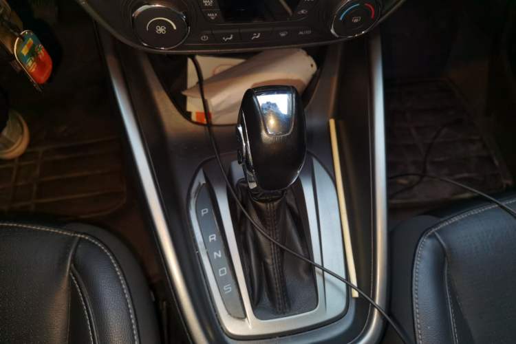 Used Ford Escort 2015 1.5L Automatic Fashion Model Gear Lever