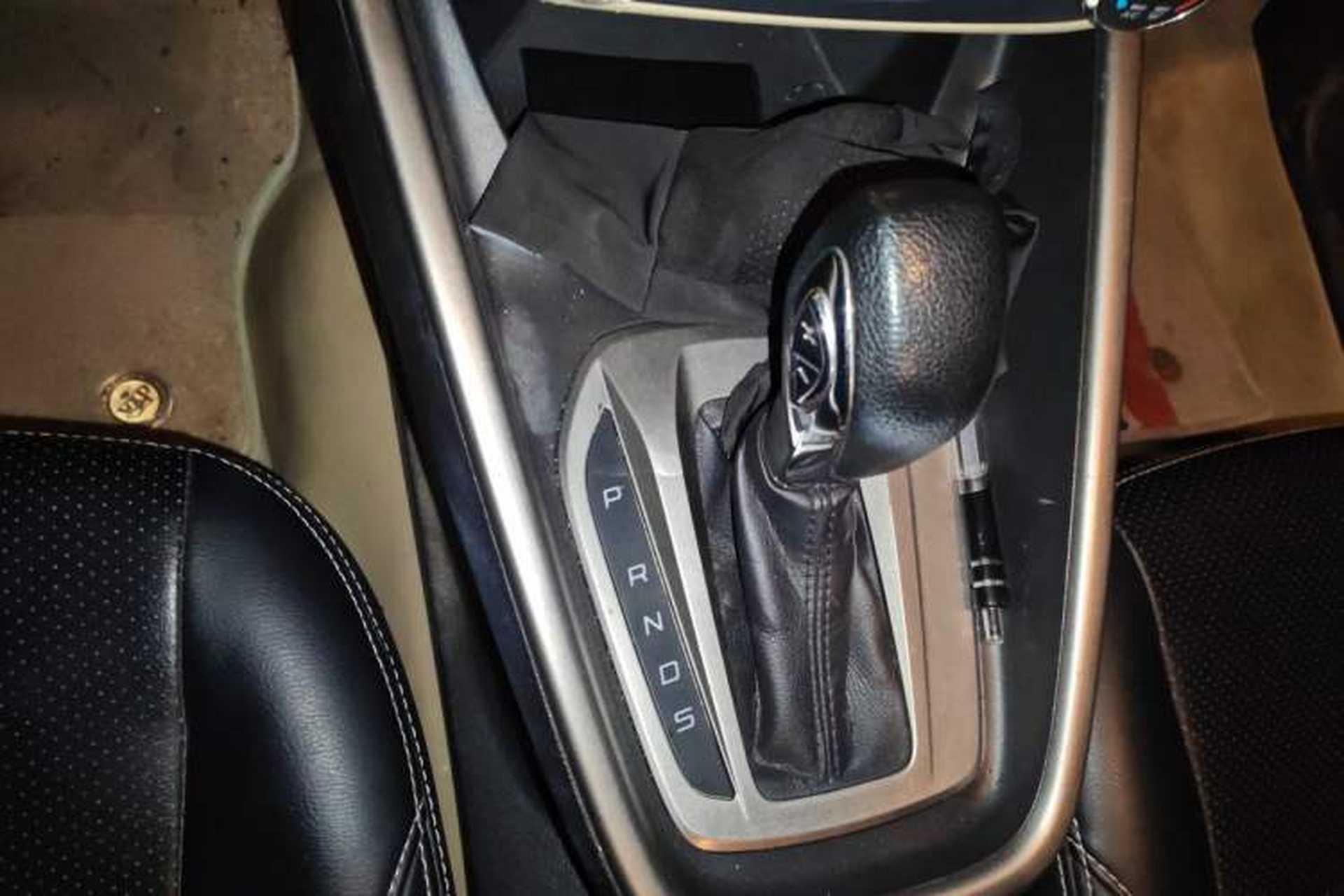 Used Ford Escort 2015 1.5L Automatic Comfort Edition Gear Lever