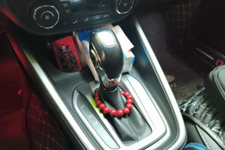 Used Ford Escort 2015 1.5L Automatic Fashion Model Gear Lever