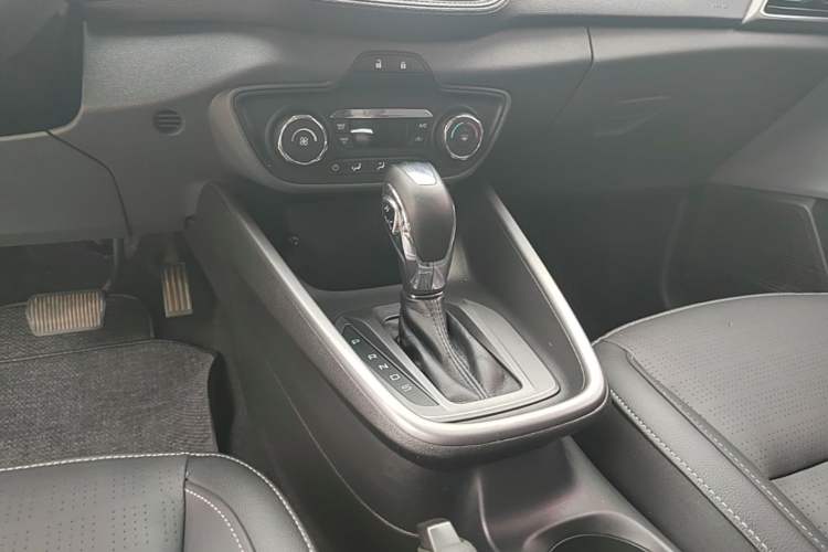Used Ford Escort 2015 1.5L Automatic Fashion Model Gear Lever