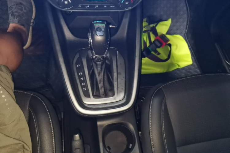 Used Ford Escort 2015 1.5L Automatic Fashion Model Gear Lever