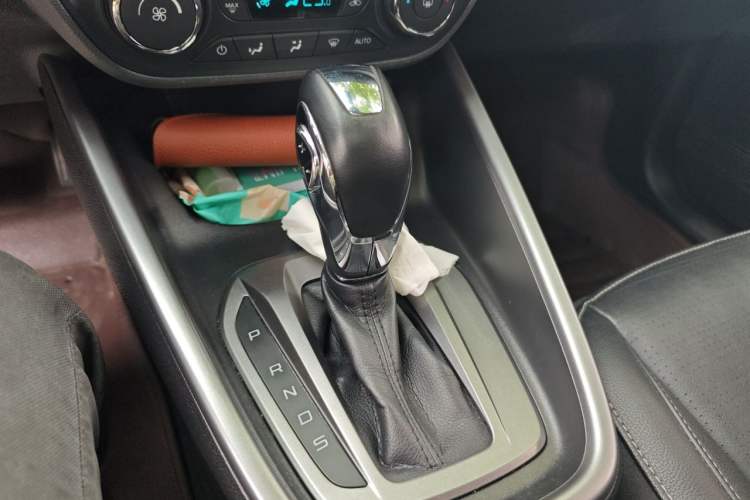 Used Ford Escort 2015 1.5L Automatic Fashion Model Gear Lever