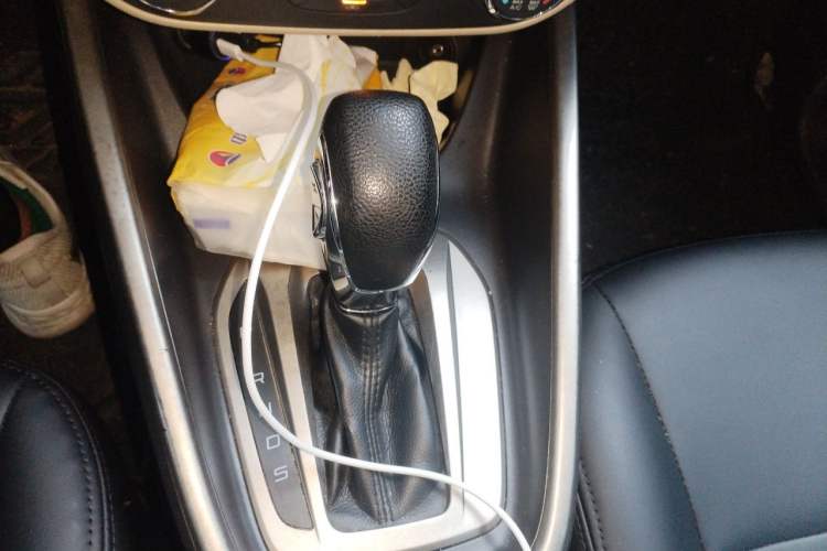 Used Ford Escort 2015 1.5L Automatic Comfort Edition Gear Lever