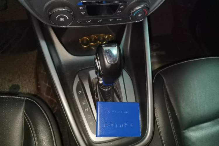 Used Ford Escort 2015 1.5L Automatic Fashion Model Gear Lever
