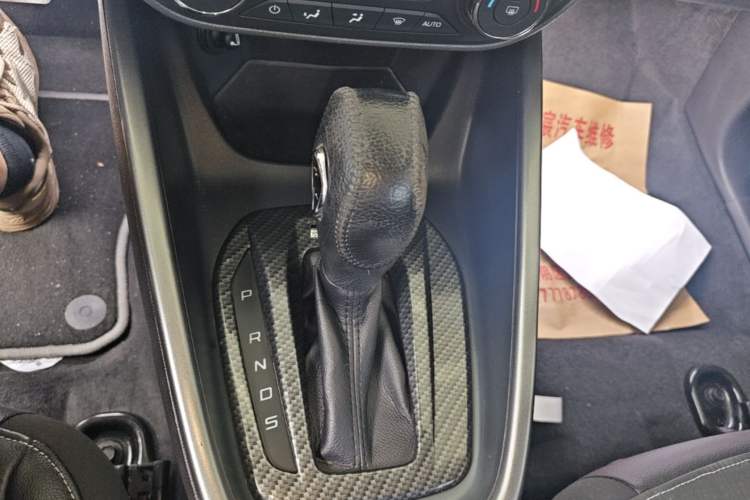 Used Ford Escort 2015 1.5L Automatic Fashion Model Gear Lever