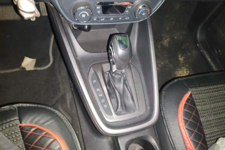 Used Ford Escort 2015 1.5L Automatic Fashion Model Gear Lever