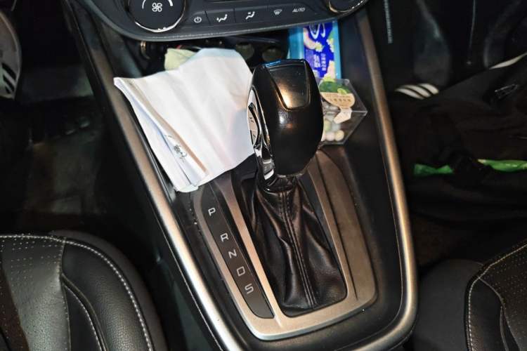 Used Ford Escort 2015 1.5L Automatic Fashion Model Gear Lever