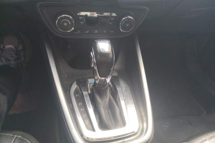 Used Ford Escort 2015 1.5L Automatic Fashion Model Gear Lever