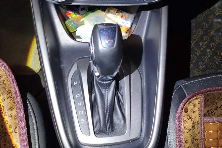 Used Ford Escort 2015 1.5L Automatic Fashion Model Gear Lever