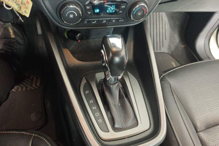 Used Ford Escort 2015 1.5L Automatic Fashion Model Gear Lever