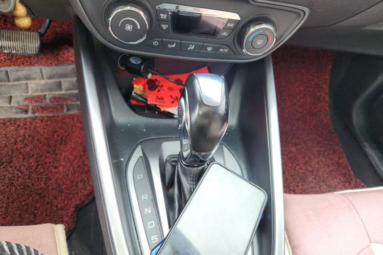 Used Ford Escort 2015 1.5L Automatic Fashion Model Gear Lever