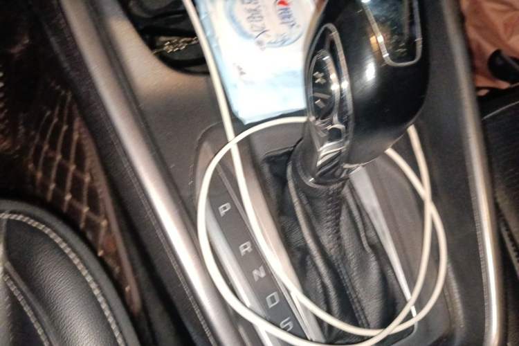 Used Ford Escort 2015 1.5L Automatic Fashion Model Gear Lever