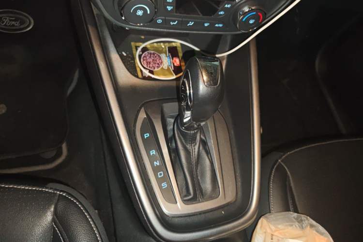 Used Ford Escort 2015 1.5L Automatic Fashion Model Gear Lever