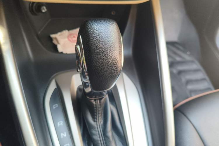 Used Ford Escort 2015 1.5L Automatic Comfort Edition Gear Lever