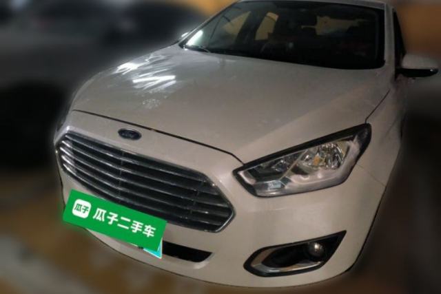 Used Ford Escort 2015 1.5L Automatic Fashion Model