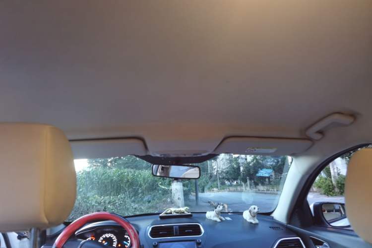 Used Ford Escort 2015 1.5L Manual Comfort Model Headliner
