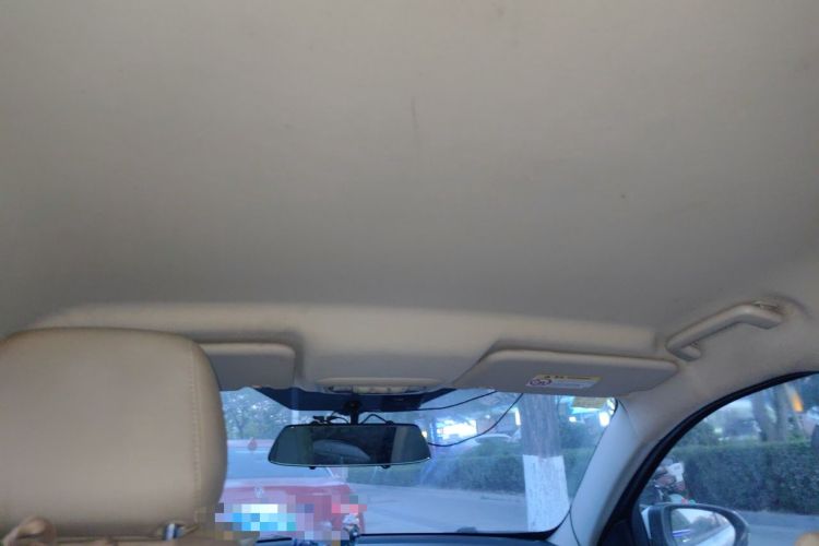 Used Ford Escort 2015 1.5L Manual Comfort Model Headliner