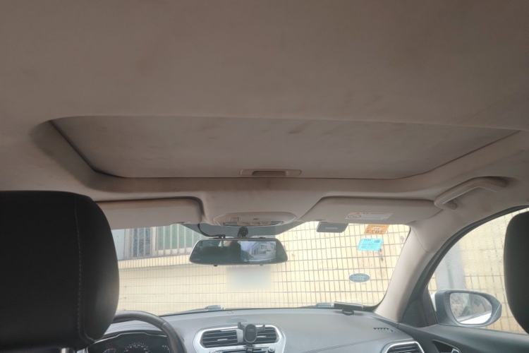 Used Ford Escort 2015 1.5L Automatic Fashion Model Headliner