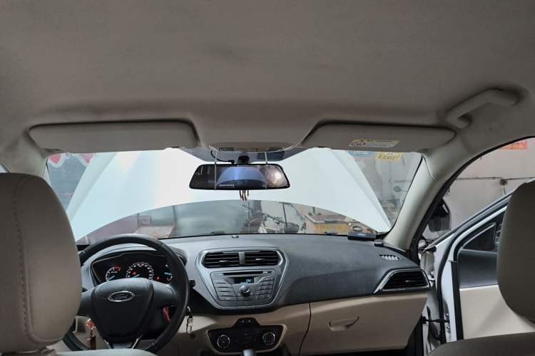 Used Ford Escort 2015 1.5L Automatic Comfort Edition Headliner